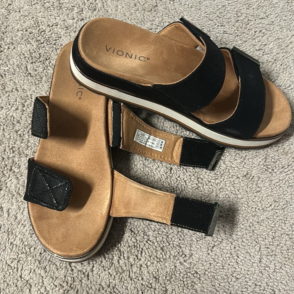 Vionic  Brandie Sandals 9